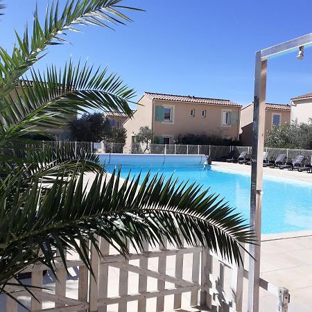 Sous Le Soleil Des Alpilles Apartamento Mouries Exterior foto