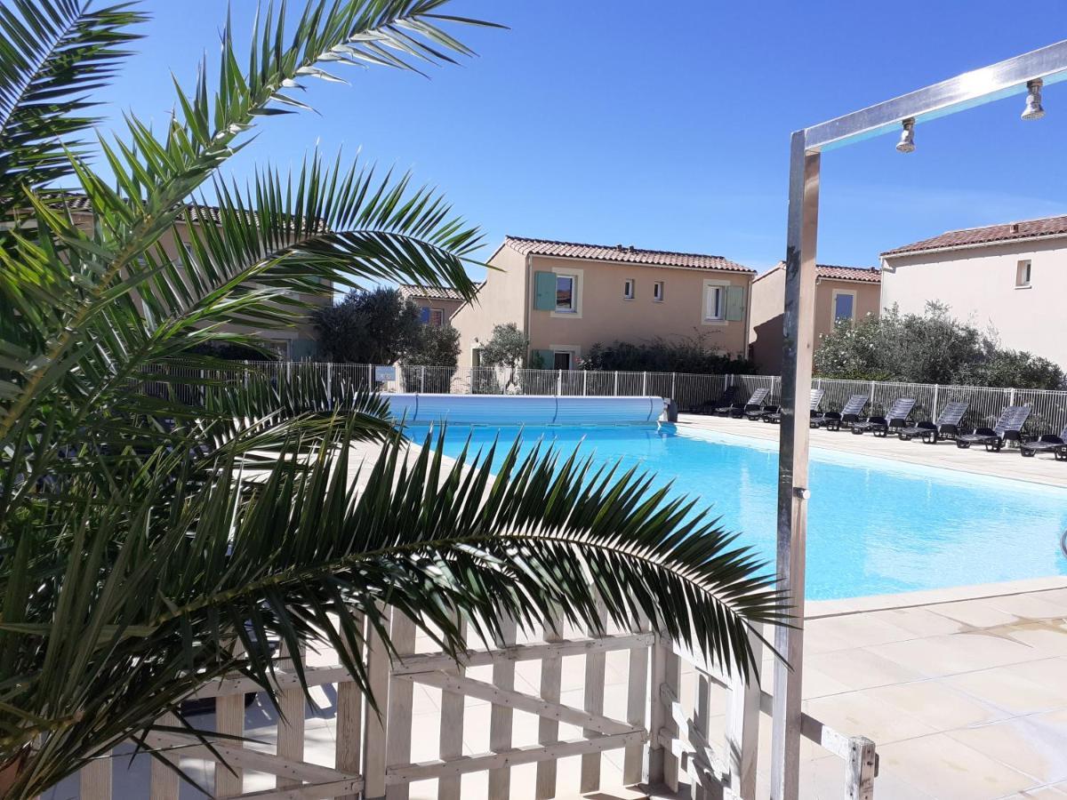 Sous Le Soleil Des Alpilles Apartamento Mouries Exterior foto