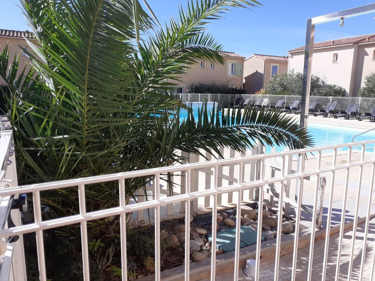 Sous Le Soleil Des Alpilles Apartamento Mouries Exterior foto