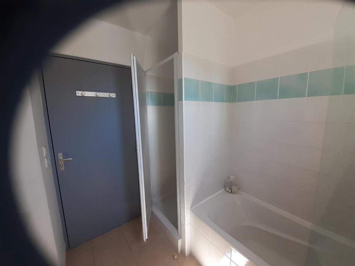 Sous Le Soleil Des Alpilles Apartamento Mouries Exterior foto