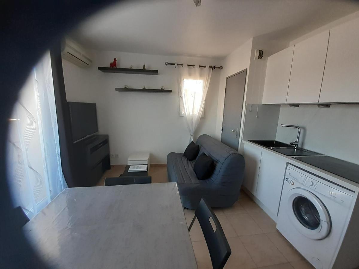Sous Le Soleil Des Alpilles Apartamento Mouries Exterior foto