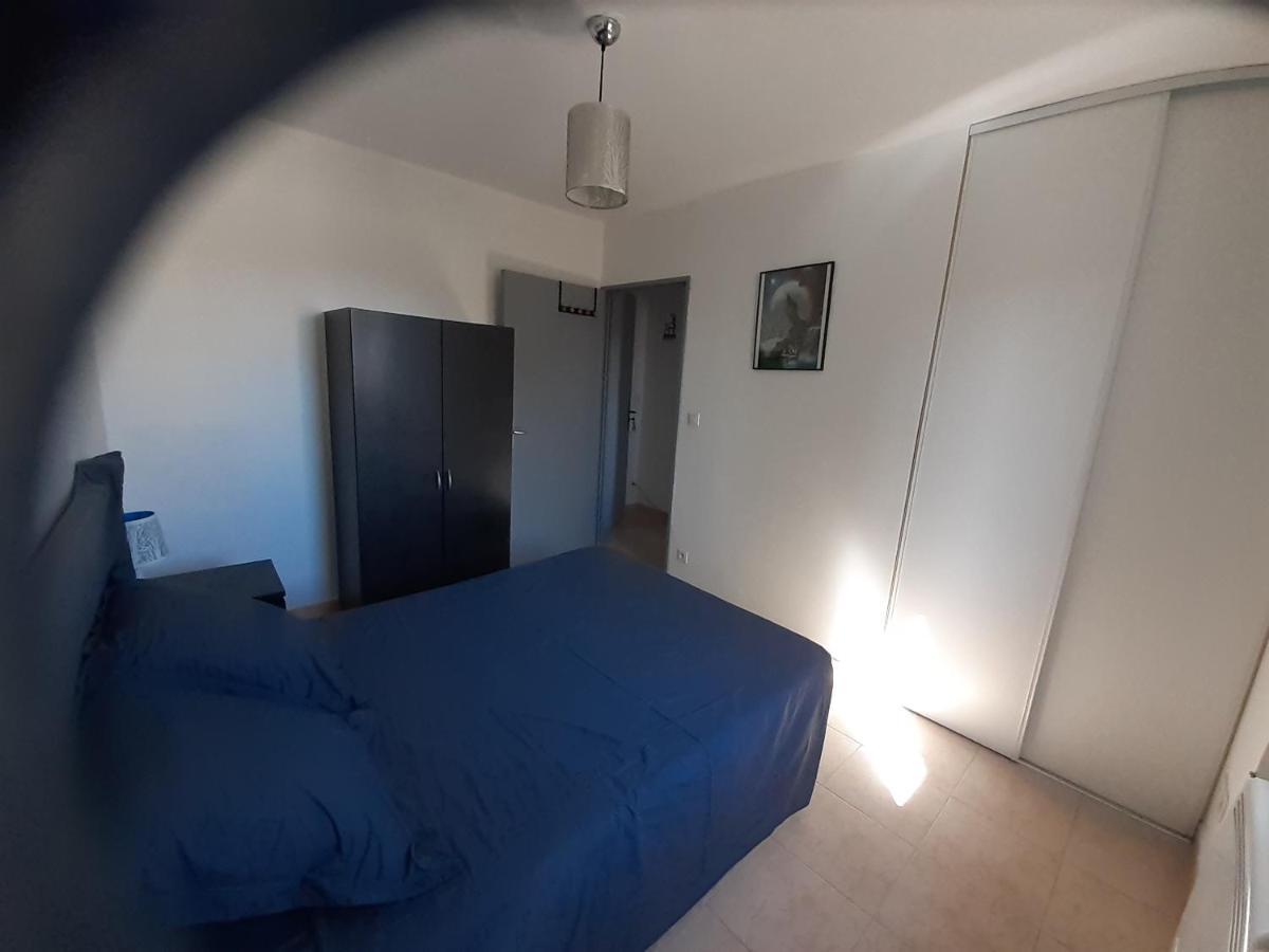 Sous Le Soleil Des Alpilles Apartamento Mouries Exterior foto