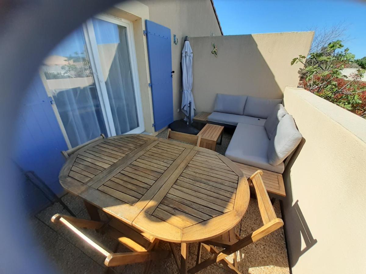 Sous Le Soleil Des Alpilles Apartamento Mouries Exterior foto