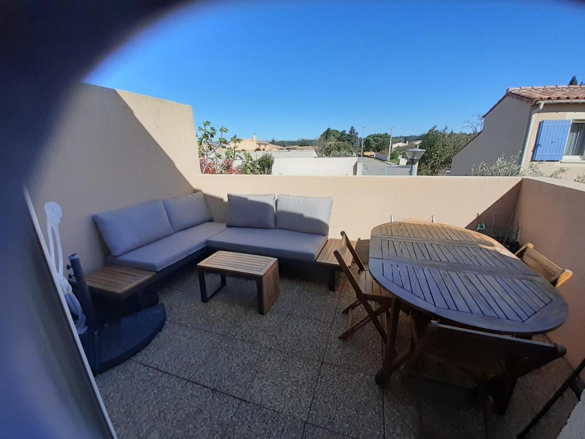 Sous Le Soleil Des Alpilles Apartamento Mouries Exterior foto